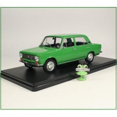 1:24 LADA 21011