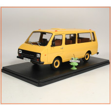 1:24 RAF 22038 Latvija