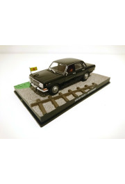 1:43 GAZ 24 Volga James Bond 007