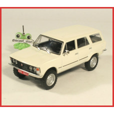 1:43 FIAT 125P basis LADA NIVA (1977)