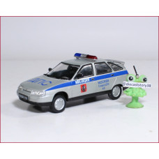 1:43 LADA 2112 ceļu policija