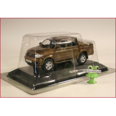 1:43 UAZ 23632 Patriot pick-up