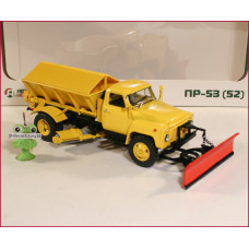 1:43 GAZ 52 Sand spreader machine PR-53