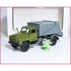 1:43 GAZ 53M garbage truck