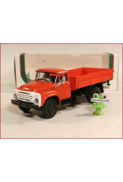 1:43 ZIL 130-76 flatbed truck (1976)