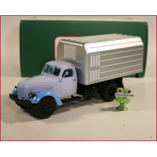 1:43 ZIL 164 LUMZ 890B refrigerator 