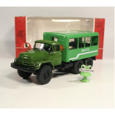 1:43 ZIL 131 NA 42104 6x6 autobuss
