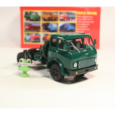 1:43 MAZ 504B tractor truck