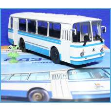 1:43 Magazine #1 with souvenir bus LAZ 695N