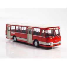 1:43 Magazine #36 with souvenir LIAZ 677E city lines bus