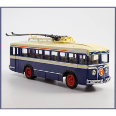 1:43 Magazine #24 with souvenir trolleybus LK-1