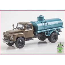 1:43 Žurnāls #115 ar suvenīru degvielas uzpildītājs GAZ 53A AC-4,2