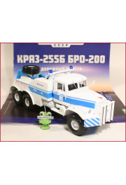 1:43 Magazine #100 with souvenir KRAZ 255V BRO 200 6x6