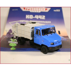 1:43 Magazine #117 with souvenir garbage truck KO-442 ZIL 5301